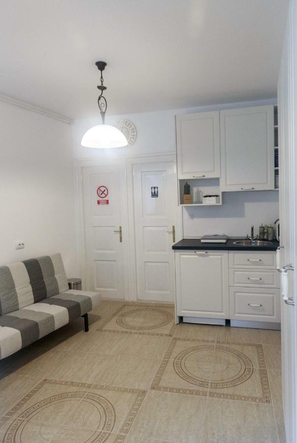 Strada Muresenilor - Savas Apartament Брашов Екстериор снимка