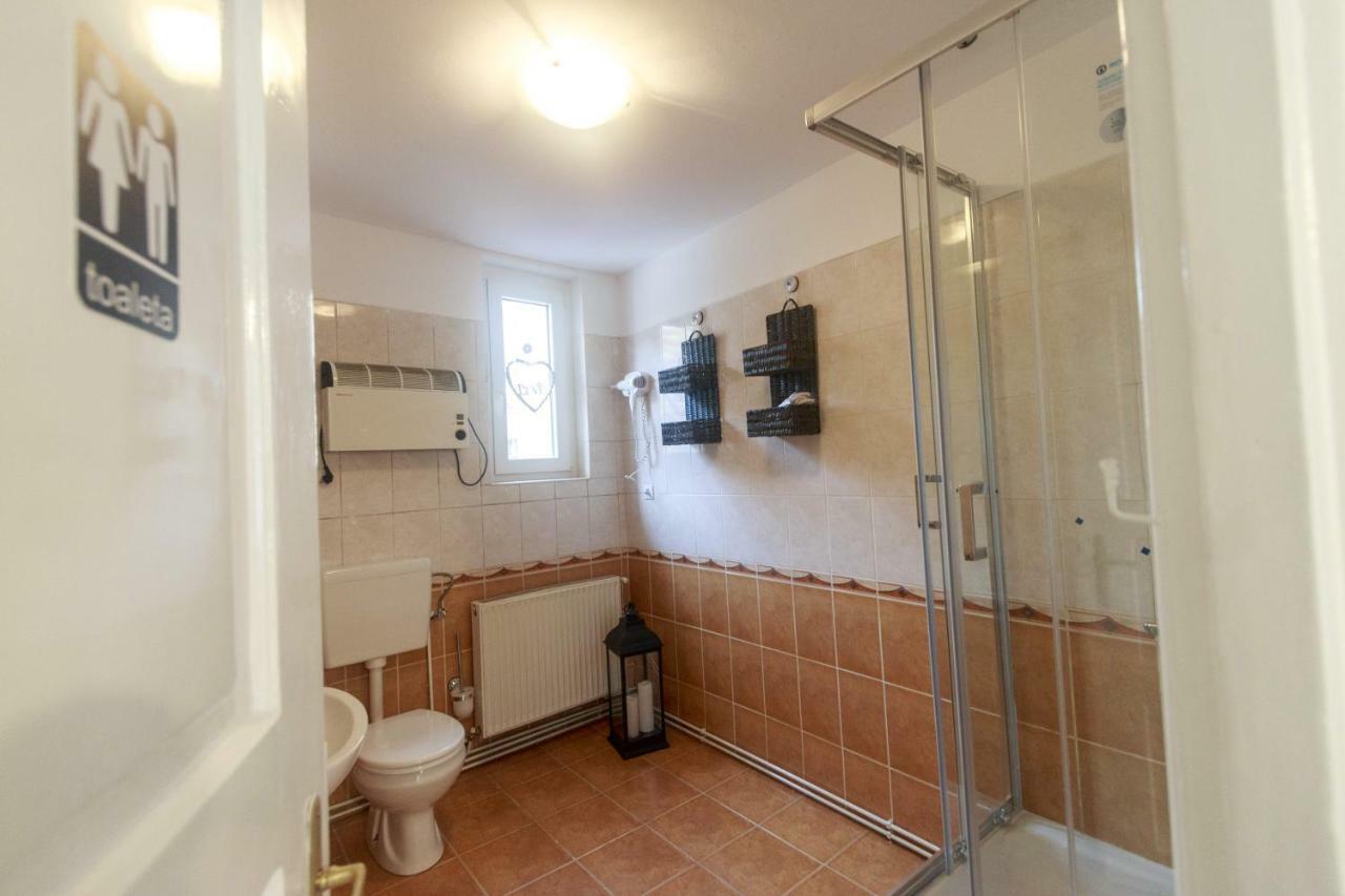Strada Muresenilor - Savas Apartament Брашов Екстериор снимка